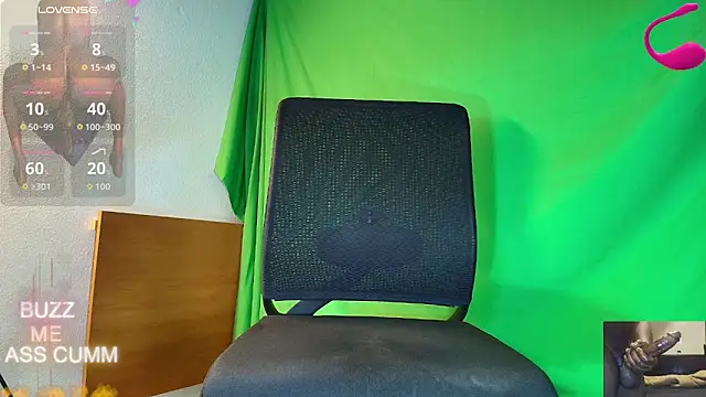 hot_black3 Show Webcam