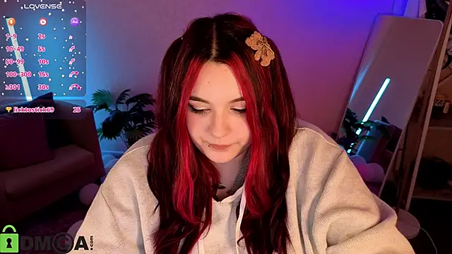 Mia_R0ss Chat XXX in diretta