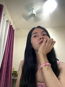 devine_goddess' Webcam Show