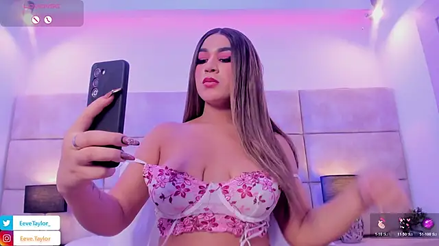 Czat XXX na żywo – Eevee_Taylor