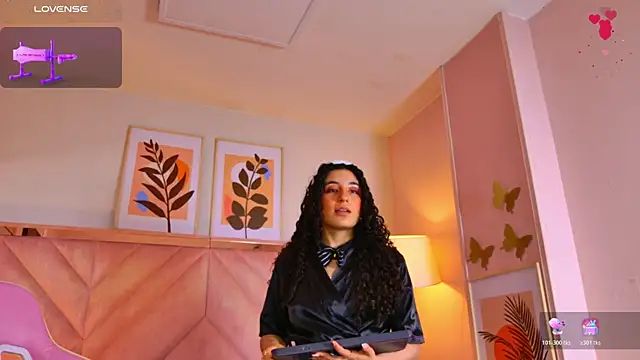 XXX chat uživo modela DemiJones_