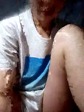 Queen-wetpussy 网络视讯表演