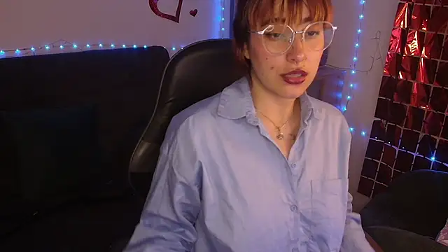 Miacatsito3's Live XXX Chat