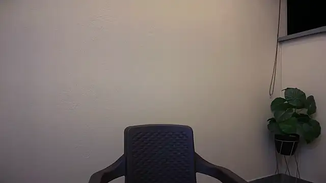 romeolovedark's Live XXX Chat