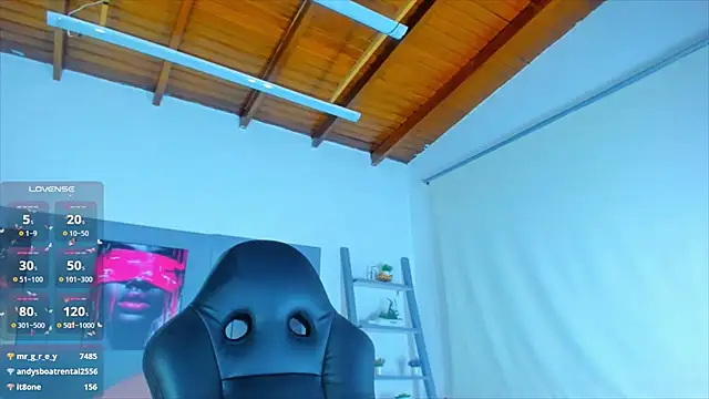 XXX chat uživo modela AlessiaMarcu-