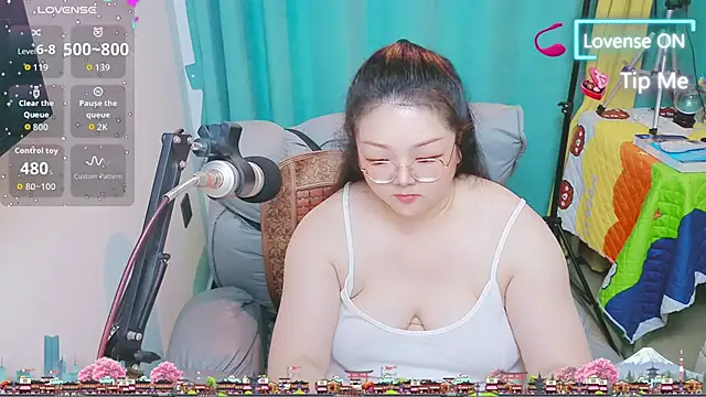 XXX chat uživo modela AngelwithEcup