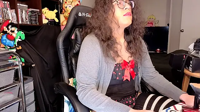 XXX chat uživo modela ShinyCherub