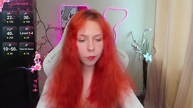 InfernoKitten 라이브 XXX 채팅