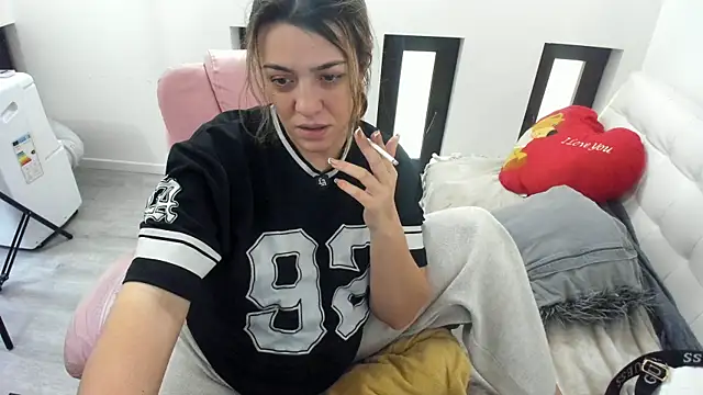 Dyana_Kaylinn – webcam-show