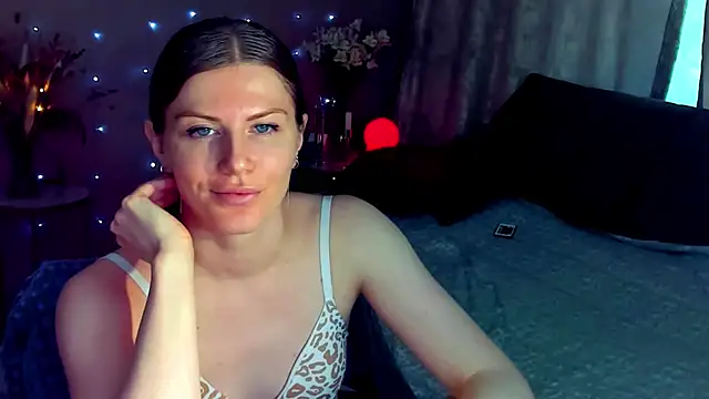 JinnaGreat's Live XXX Chat