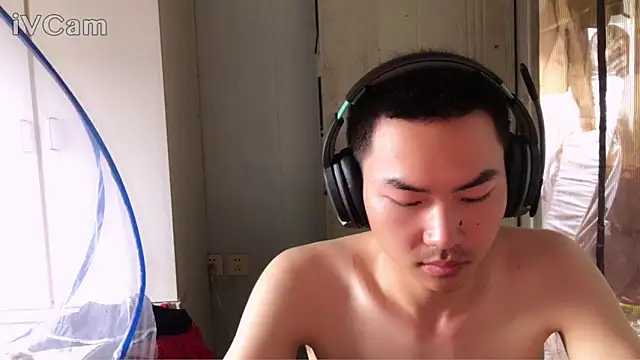 dyjdddttj 现场XXX聊天