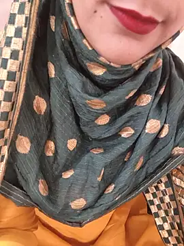 Indian-Aleena: онлайн-секс-чат
