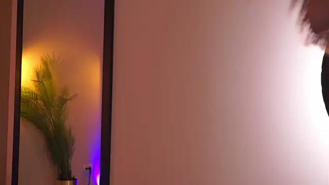 XXX chat uživo modela SammiMonroe