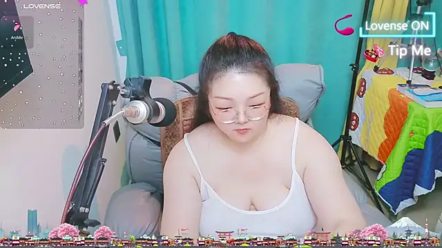 AngelwithEcup's Live XXX Chat