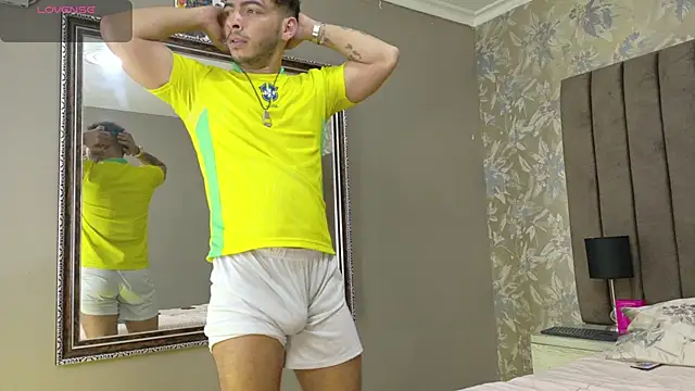 OliverWyse's Webcam Show