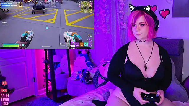 Chat XXX en directo de Angel-Lewd-Cake