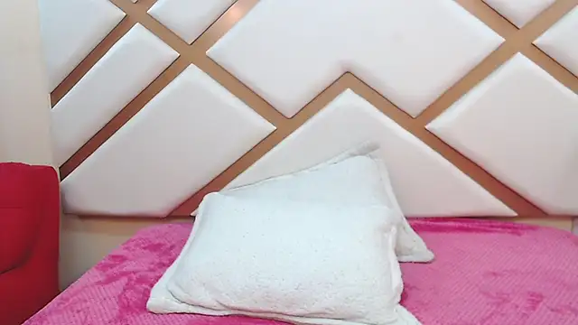 Issaa_Tyler 라이브 XXX 채팅