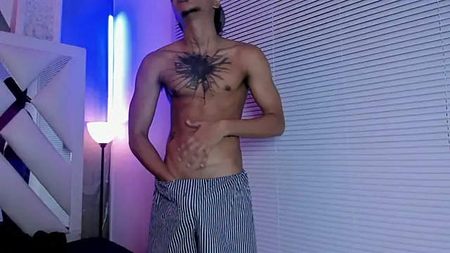 kai_storm77's Webcam Show