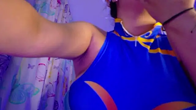 NicolleTaylor live XXX chat