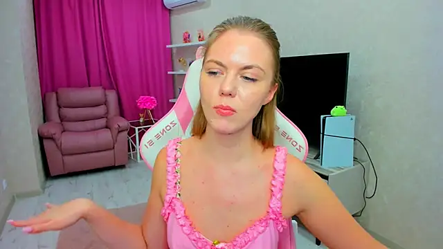 Chat XXX en directo de Strawberrye