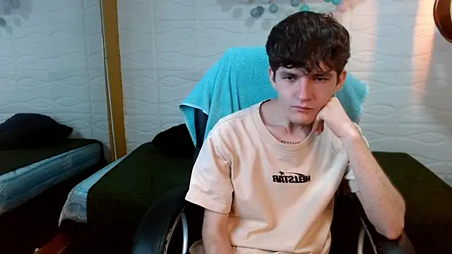 trevor_mob live XXX chat