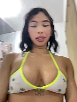 soyriri03 Chat XXX live