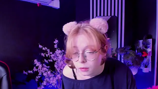 FoxxyyPollyのライブXXXチャット