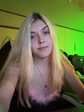Rainsworld420's Webcam Show
