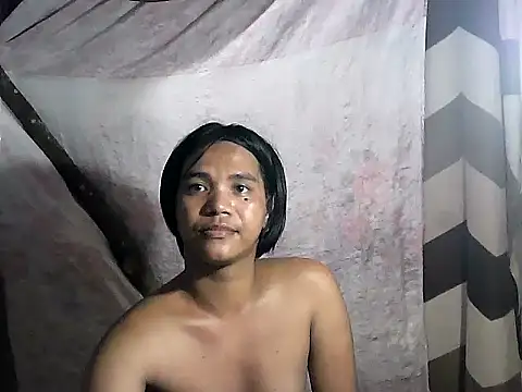 bj_l0ve Show in webcam