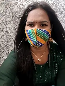 Chat +18 de Tamil_Charu_ ao vivo