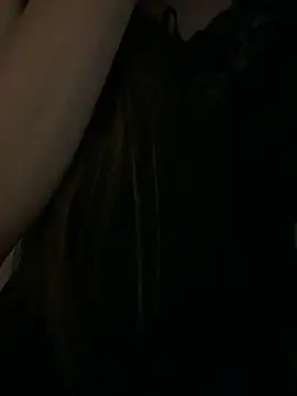 Alexa_Online Adlı Modelin Canlı XXX Sohbeti