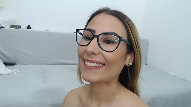 Chatroom XXX en direct de ExoticcXCouple