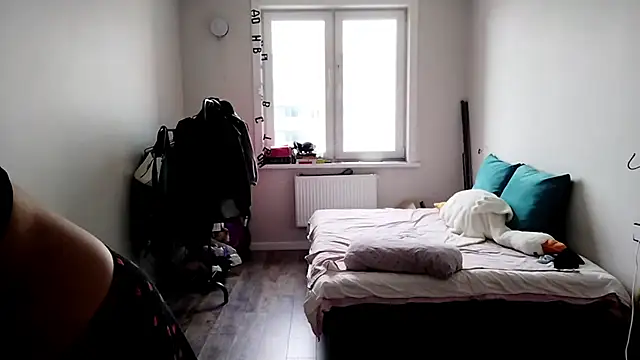 AdelineCanup's Live XXX Chat