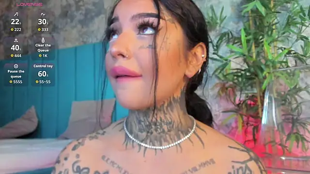 CreamyInkky_ Chat XXX in diretta