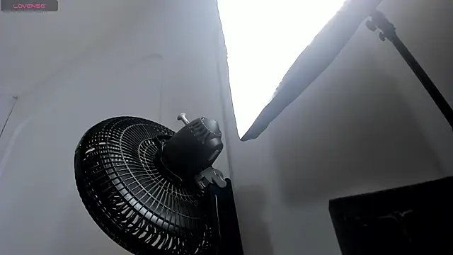Chat +18 de VanessaHard_as ao vivo