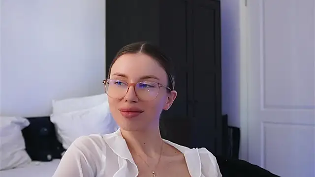 Chat XXX en directo de ivyleague_