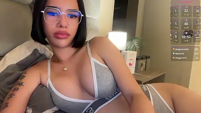 youngstunnagirl Webcam show
