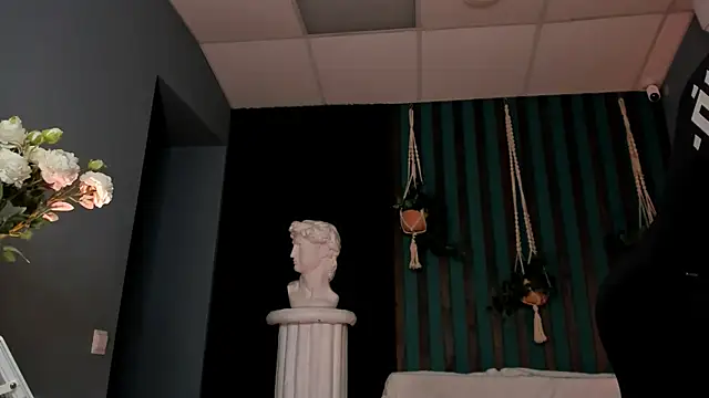 FioraMarmoris' Live XXX Chat