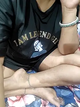 Resmii_Biju's Live XXX Chat