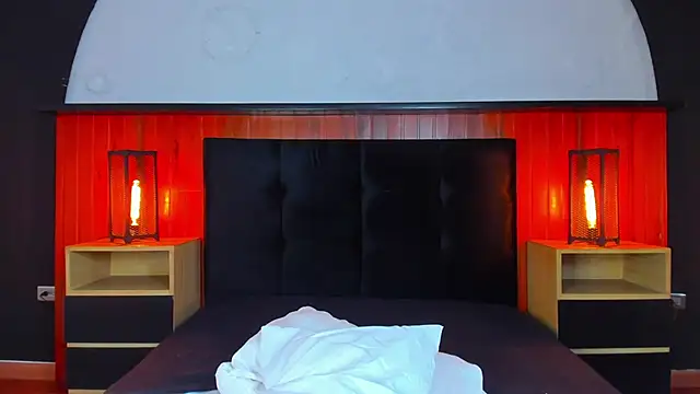 Leo_Savage_ লাইভ XXX চ্যাট