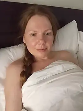 ElaizaFlanagan's Live XXX Chat