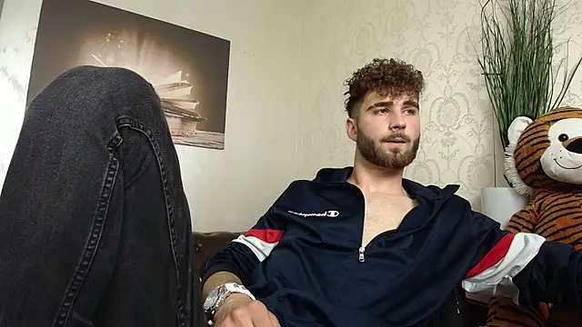 KyloEast's Live XXX Chat