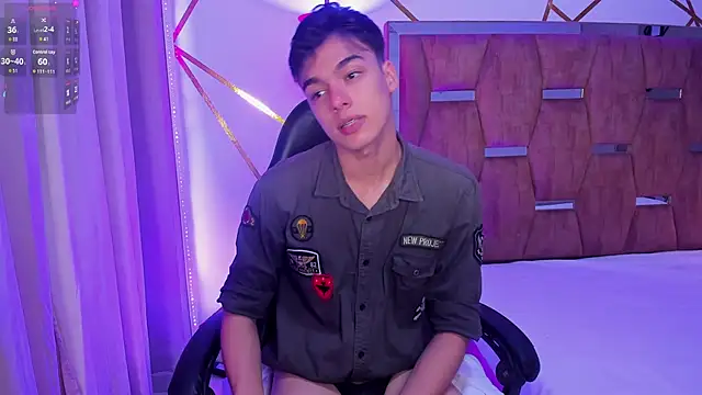 Gerony_'s Live XXX Chat