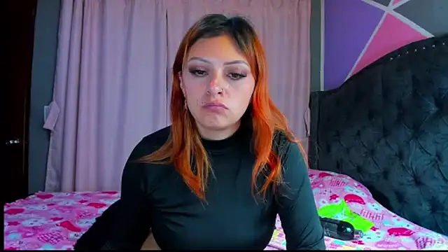 Emmily_Walker's Live XXX Chat