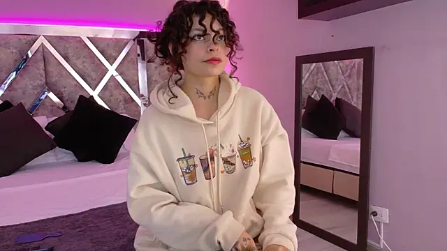 KatherineGomez 即時 XXX 聊天