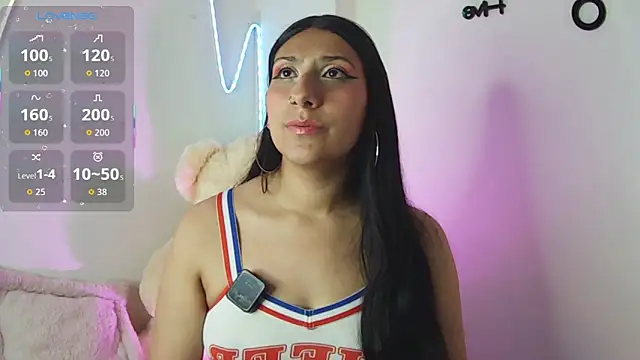Sara_Blum 即時 XXX 聊天
