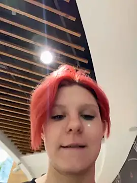 NinaParri Chat XXX live