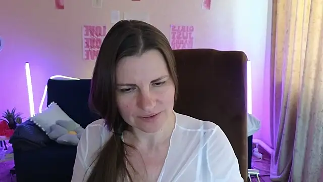 Mirabelle_Velvet live-chat rom