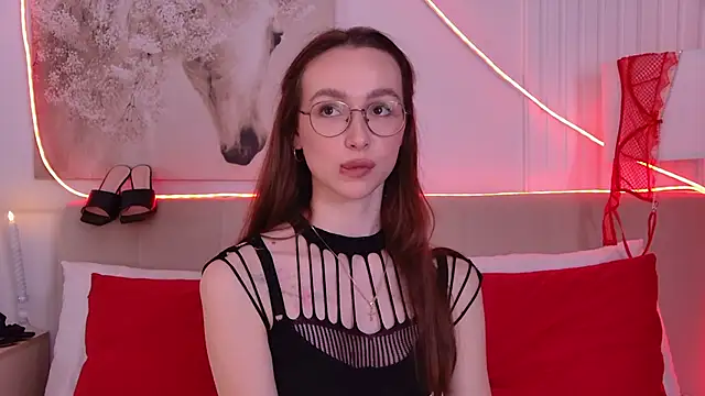 Emily_Simon Adlı Modelin Canlı XXX Sohbeti