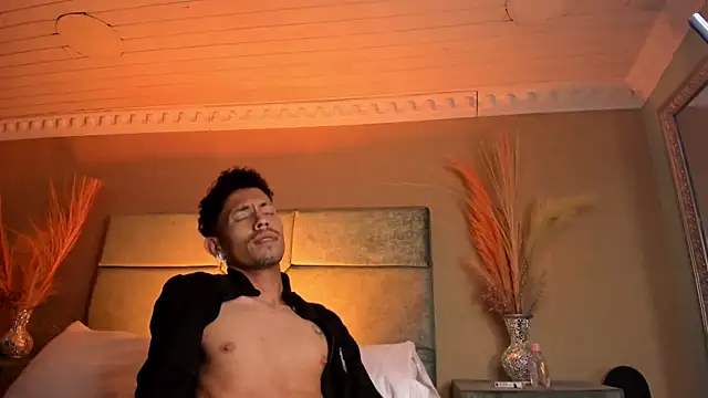 NoaahTylor live XXX chat